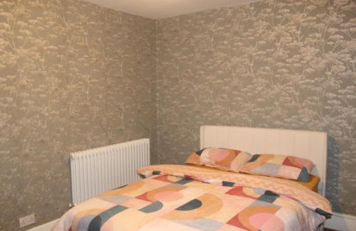 Chatham House | Private Room in a Modern Victorian Style House