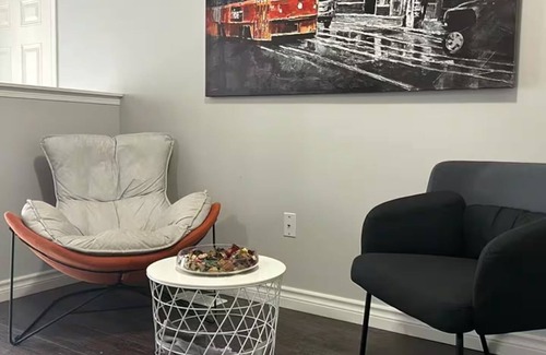 Ajax House | Private Room in Ajax