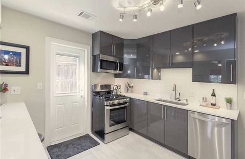 Westfield House | Private Sanctuary for the Ideal Austin Vacation or Staycation