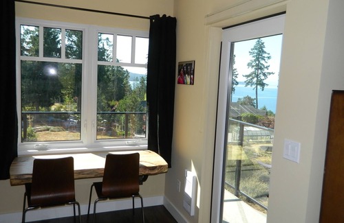 Madeira Park Apartment | Private Self Contained Ocean view Suite #2