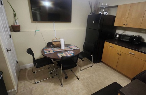 Burke House | Private space, House Retreat - Studio