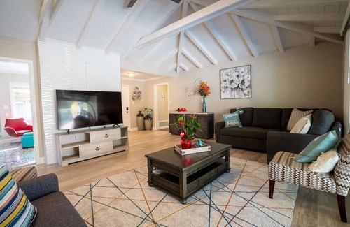 South San Jose House | Private Spacious 2 houses 5bd/4ba, lots of parking