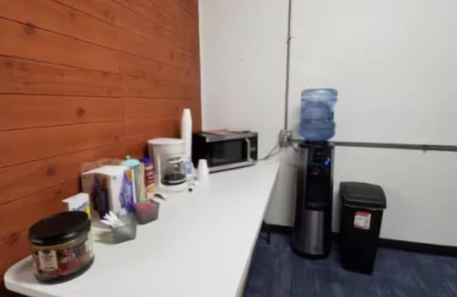 South Loop Hotel | Private Stay w/Free Coffee | Best Stay in Chicago