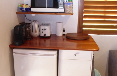 Hunters Hill Apartment | Private Studio below Stunning Heritage Cottage with own entrance