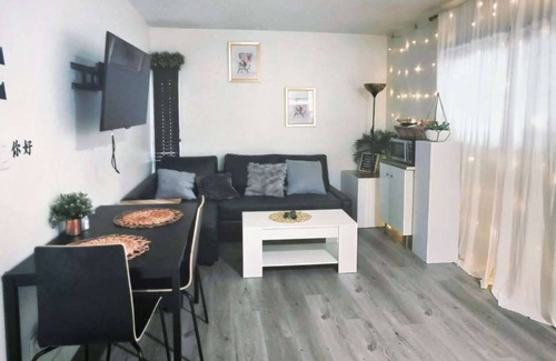 Covina House | Private Studio