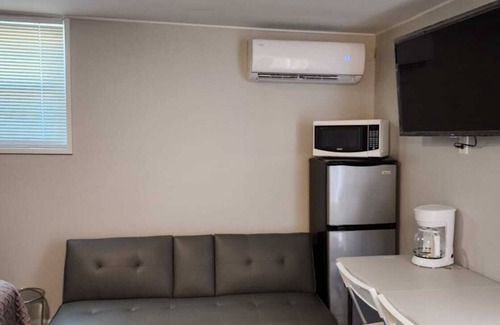 Kissimmee Apartment | Private studio w/bathroom close to local Central FL attractions