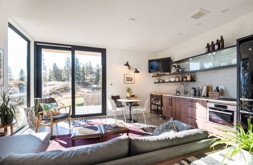 Okanagan-Similkameen House | Private suite 2 bedroom in the Southern Okanagan BC reg #H082210588