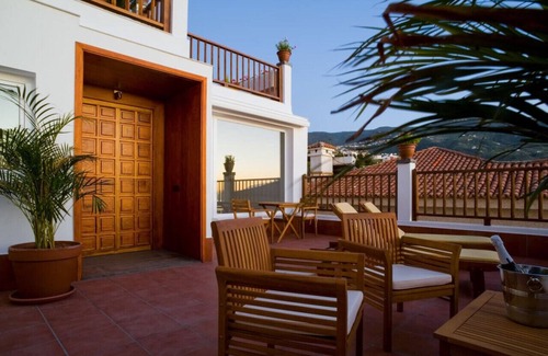 La Mancha Apartment | Private sun terraces with ocean/volcano views [I]