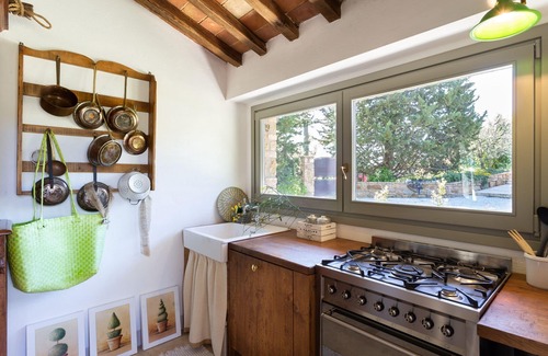 Gambassi Terme Villa | Private Villa with private pool, A/C, WIFI, TV, terrace, pets allowed, close to San Gimignano
