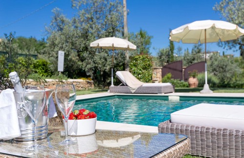 Gambassi Terme Villa | Private Villa with private pool, A/C, WIFI, TV, terrace, pets allowed, close to San Gimignano