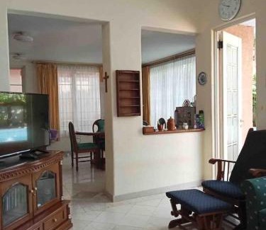 Citaringgul Villa | Private Villa with Swimming Pool