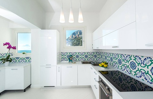 Amalfi Villa | Private Villa with Jacuzzi, Terraces, Sea View and Breakfast