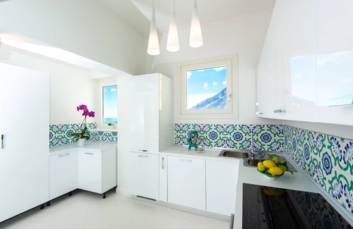 Amalfi Villa | Private Villa with Jacuzzi, Terraces, Sea View and Breakfast