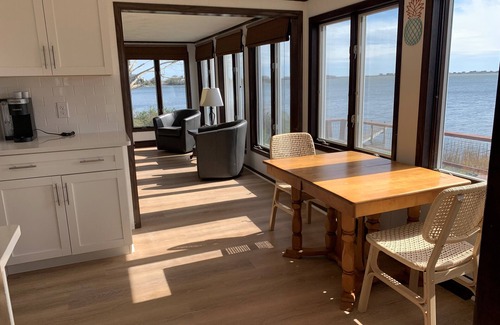 Kenyon House | Private Waterfront House, Scenic Sunset Views