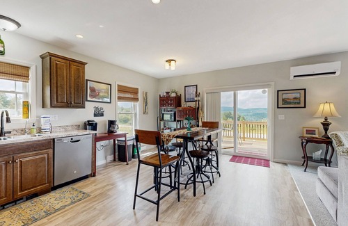 Hammondsport House | Private, well-appointed home with lake views, deck - near wine trails