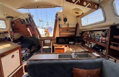 Marina del Rey Boat Rental | Private Yacht - Marina del Rey/Venice Beach