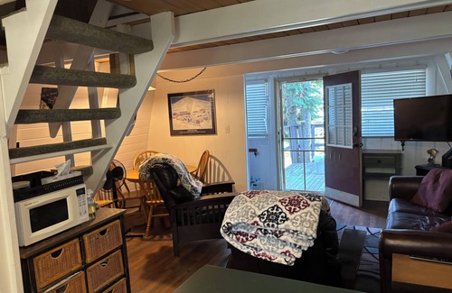 Silver Star Mountain Ski Chalet | Private Yet Convenient Ski in/Ski out Chalet