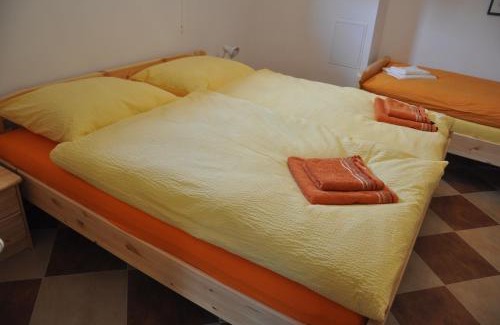 Steinhaus am Semmering House | Privatzimmer Bendl