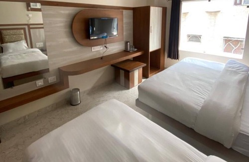 Etah Hotel | Priya Hotel