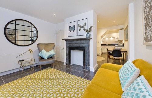 North Kensington House | Pro- Managed, Brand New Maisonette with Garden