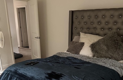 Winder House | Professional Travelers/Traveling Nurses/Corporate Housing Clean & Comfortable