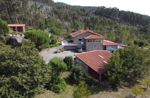 Guimaraes House | Propriedade do Pires