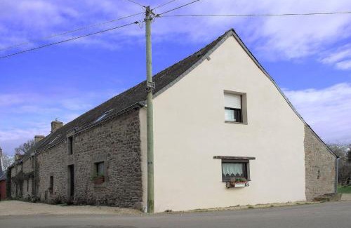 Theix-Noyalo House | Propriete d'une chambre avec piscine partagee et terrasse a Theix a 9 km de la plage