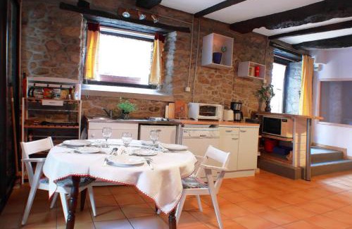 Theix-Noyalo House | Propriete d'une chambre avec piscine partagee et terrasse a Theix a 9 km de la plage