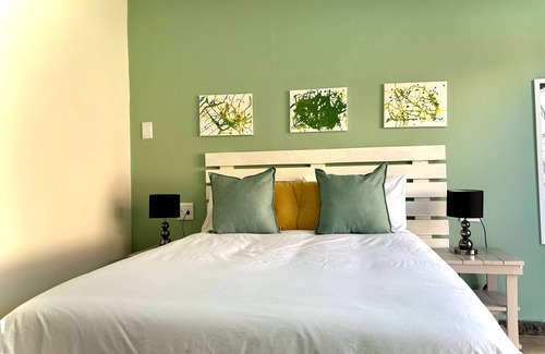 Newcastle House | Protea Guesthouse