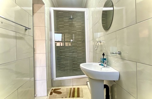 Newcastle House | Protea Guesthouse