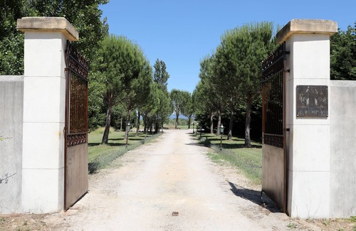Orange House | Provencal farmhouse old sheepfold