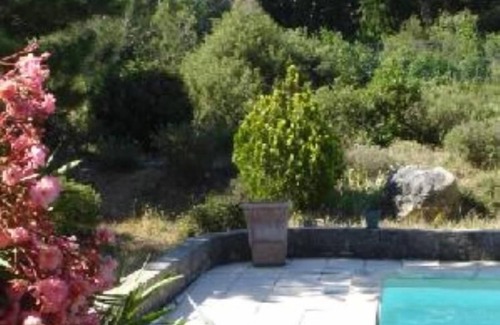 Eygalieres House | Provencal villa with private pool and large enclosed garden at the foot of the Alpilles mountains.