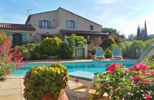 Saint-Saturnin-les-Apt Villa | Provence/Luberon - Detached villa with pool and jacuzzi (8 pers.)