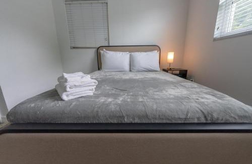 Winter Park House | Prvt 8 guests, pool, Disney, Universal