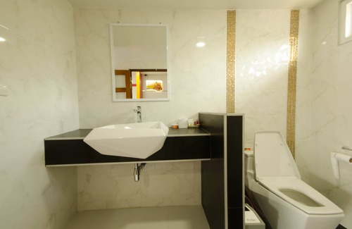 Chumphon Hotel | Pueanjai Resort and Restuarant