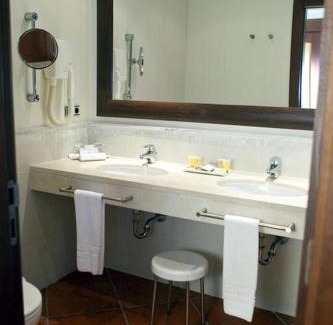 Lepe Hotel | Puerto Antilla Grand Hotel