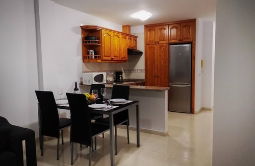 Playa San Juan Apartment | PUESTA DE SOL RENTALS 2AR