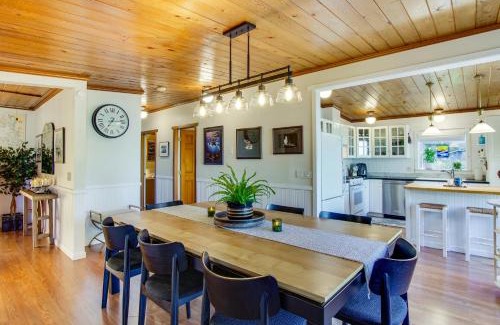 Coupeville House | Puget Sound Cottage with Private Community Beach!