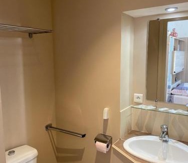 Auxy Bed & Breakfast | Puiseaux