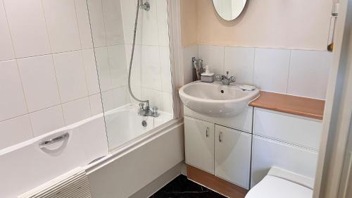 Harlow Apartment | Pulse Residence