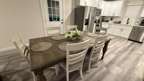 Hickory Apartment | Pura vida Apartment