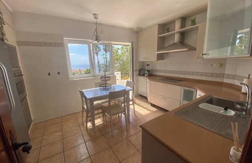 Candelaria House | Pura Vida, Casa con Preciosas Vistas una Piscina Maravillosa Ubicación Perfecta