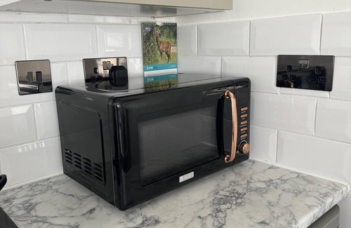 West Cliff Apartment | Purbeck Inn Apartment in Bournemouth Town Centre