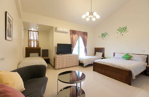 Zhuangwei Bed & Breakfast | Pure Vacation Farm