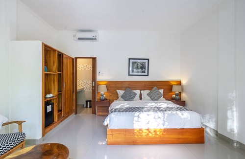 Batubelig Hotel | Puri Uma Ratu - Deluxe Room 03