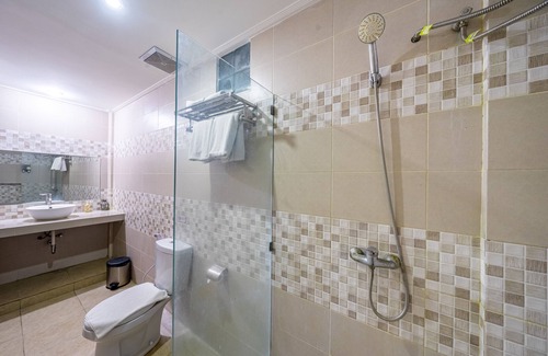 Batubelig Hotel | Puri Uma Ratu - Deluxe Room 03