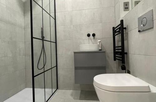 Sanderstead House | Purley Lodge