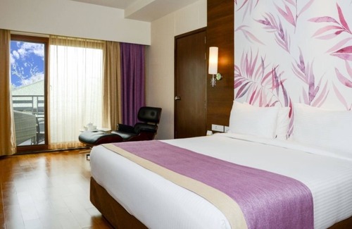 Kushalnagar Hotel | Purple Palms Resort & Spa