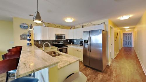 Put-in-Bay House | Put-in-Bay Waterfront Condo #104