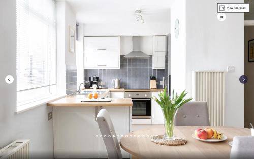 East Putney Apartment | Putney 1 Bed Apartment by BaseToGo